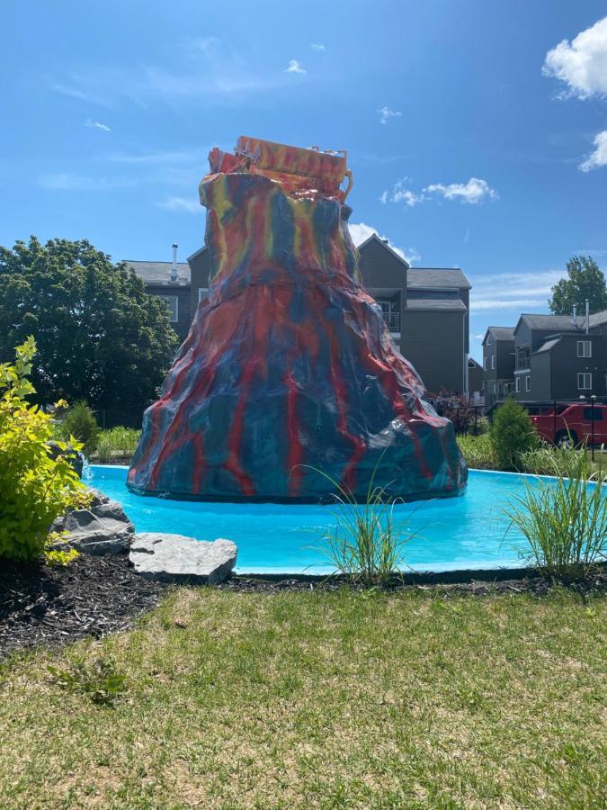 Condo Avec Parc Aquatique ! Beaupré Εξωτερικό φωτογραφία